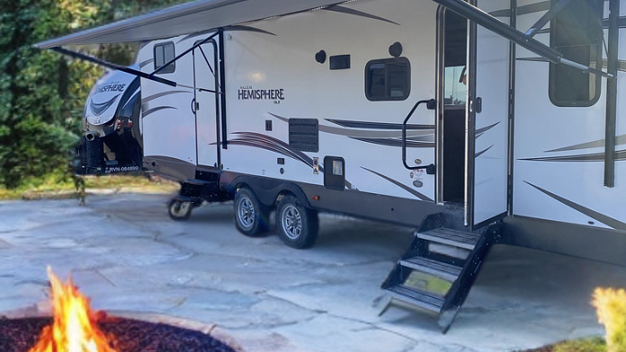 2019 Hemisphere- Sleeps 8